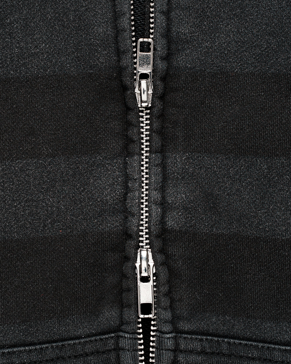 SKULL ZIP HOODIE