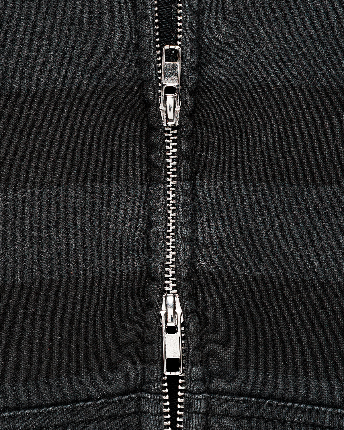 SKULL ZIP HOODIE